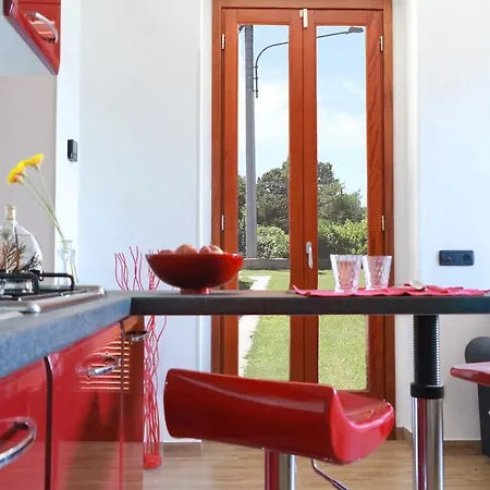 Casa Camilla On The Lake Apartment *